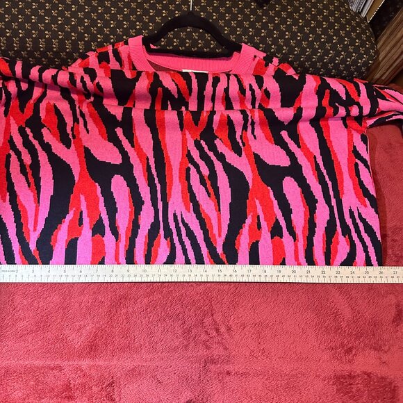 Abstract Pink, Black & Red Zebra Sweater - XL - Picture 9 of 9